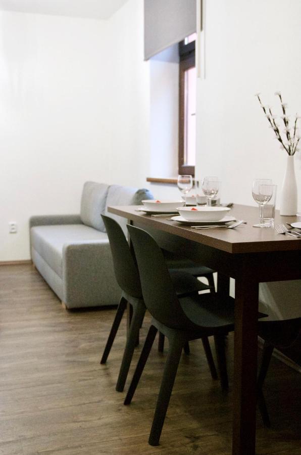 Apartmany Za Divadlem Broumov Exteriör bild
